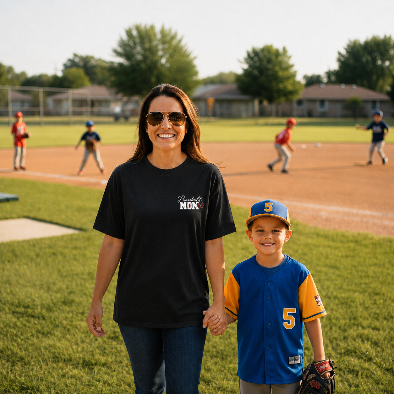 Custom T-Shirt Baseball Mom Heart Black - Personalized Name Number