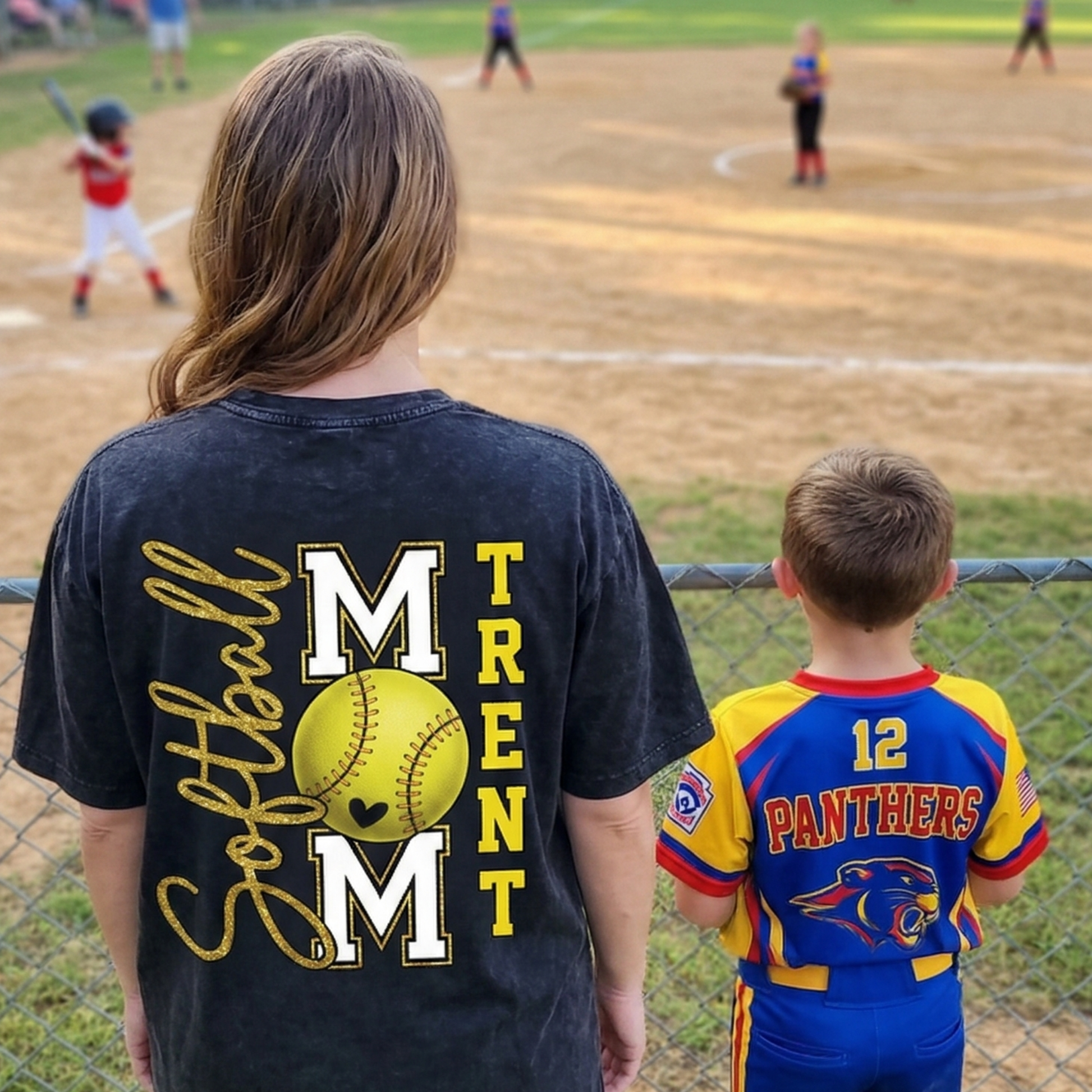 Custom T-Shirt Softball Mom Design Black - Personalized Name